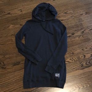 Women’s long Nike sweatshirt